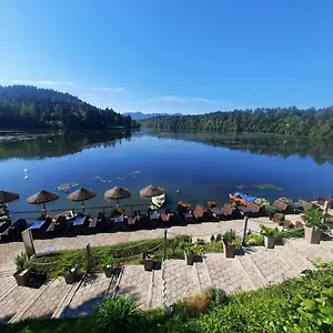 Gostisce Jezero Couette-café Medvode